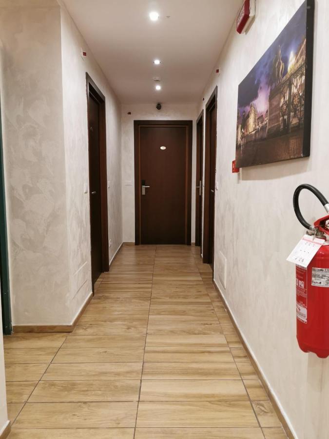 Hotel Orchidea Турин Экстерьер фото